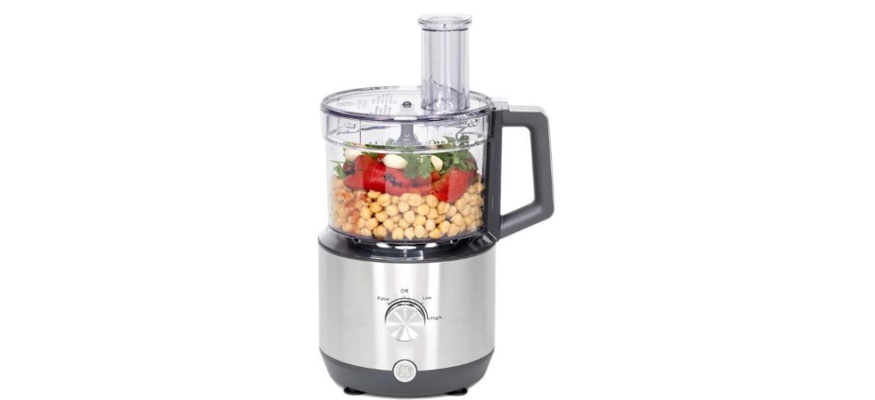 GE 12-Cup Food Processor  GE 12-Cup Food Processor