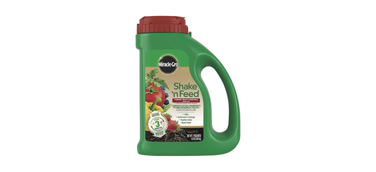 Miracle-Gro Shake ‘N Feed Tomato Fertilizer