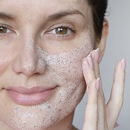 facial scrub2