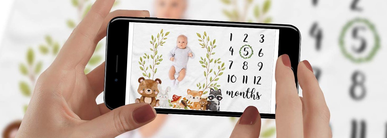 CQNET Friends Baby Monthly Fleece Milestone Growth Blanket, Could I be Any  Cuter? Friends Frame Newborn Baby Milestone Blanket, Pivot Age Blanket Baby  Present Friends Theme TV Show Merchandise Large: Buy Online