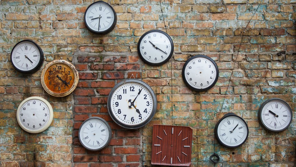 5 Best Outdoor Clocks Apr. 2021 BestReviews