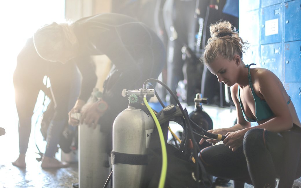 5 Best Women's Wetsuit Pants Feb. 2021 BestReviews