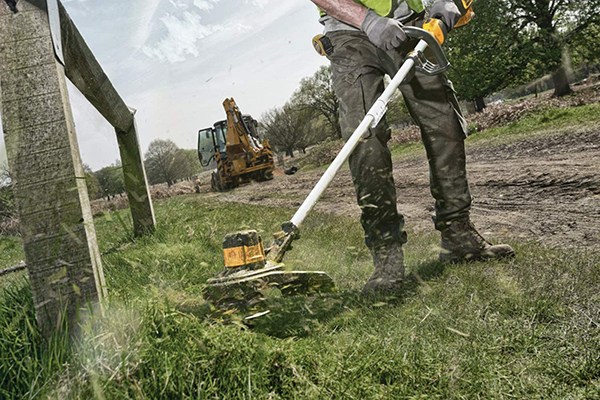 Dewalt blower and online weed eater