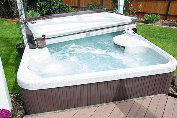 Plug and Play Hot Tubs: Understand the Pros and Cons Before You