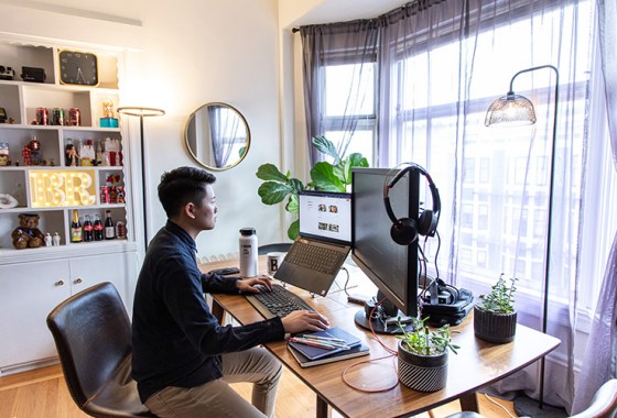 Everything you need to set up an ergonomic office space
