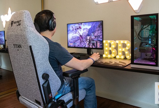 Respawn gaming chair vs. Secretlab gaming chair