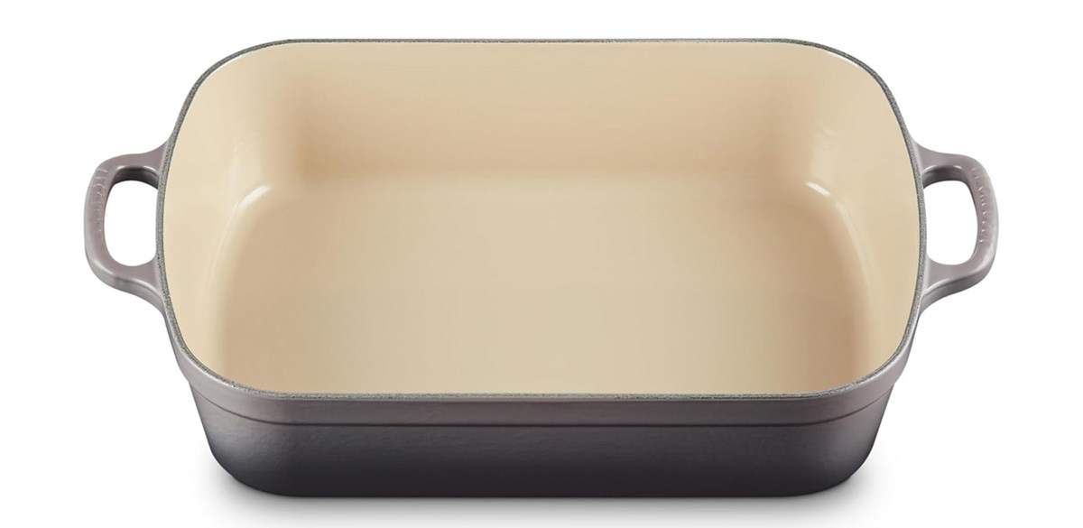 Le Creuset Enameled Cast Iron Signature Rectangular Roaster