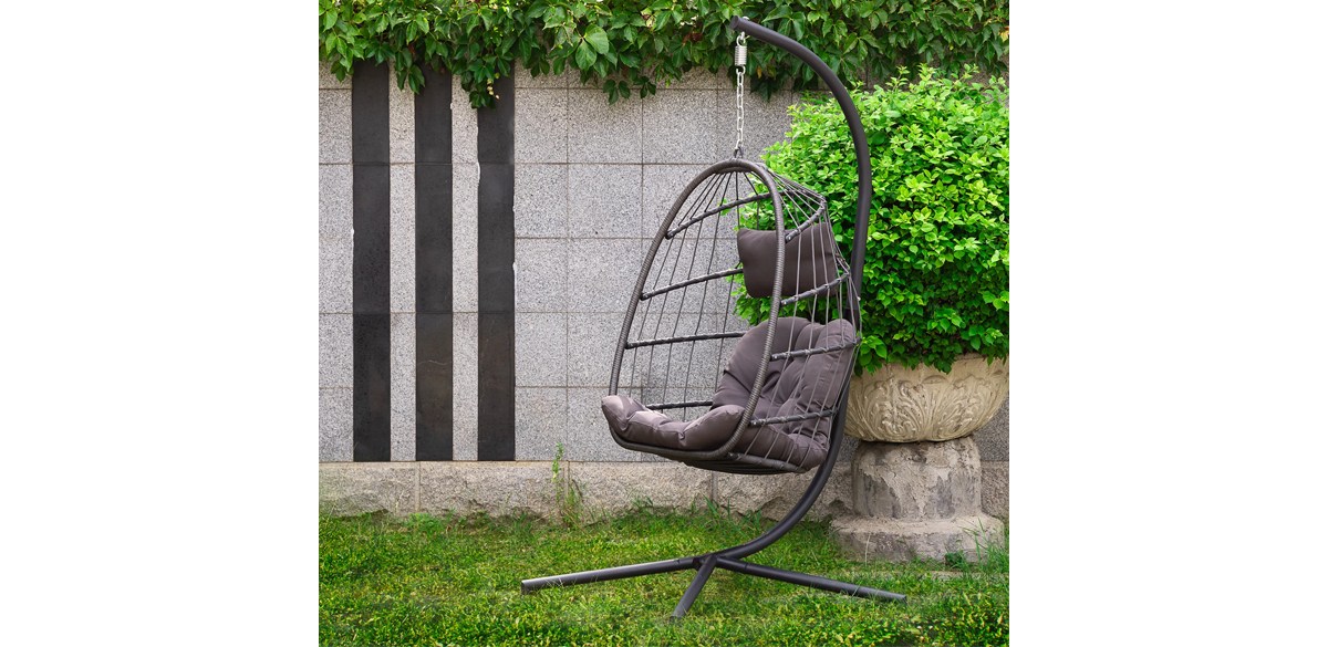 Arlmont &amp; Co. Iyanna Porch Swing