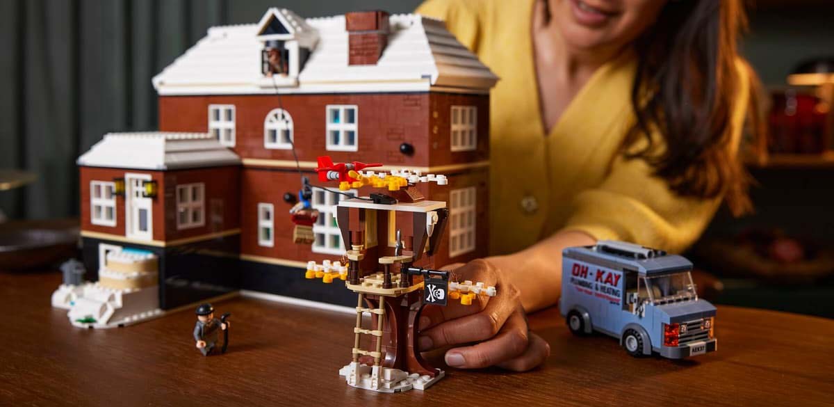 LEGO® Ideas Home Alone