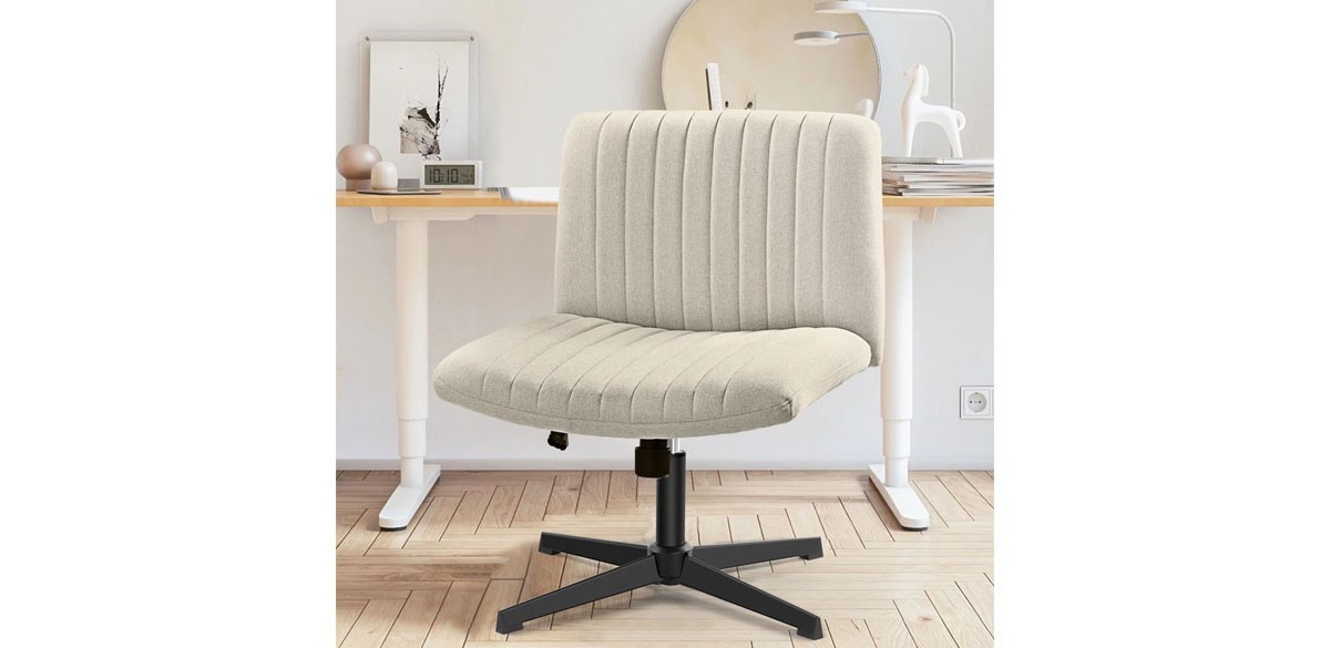 Huba Wide Seat Leisure Office Chair Cross Legs No Wheels