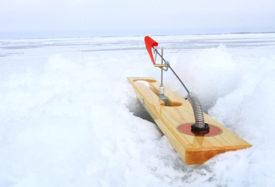 Best ice fishing tip-up