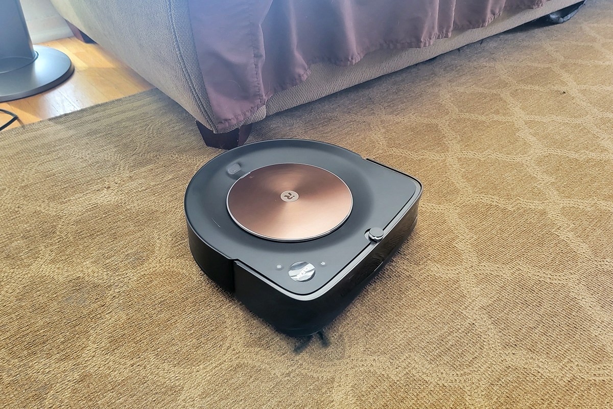 iRobot's Roomba S9+ self empties and tackles corners like a pro