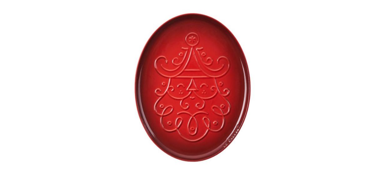 https://cdn8.bestreviews.com/images/v4desktop/image-full-page-cb/best-le-creuset-noel-collection-santa-claus-platter-red.jpg?p=w1228