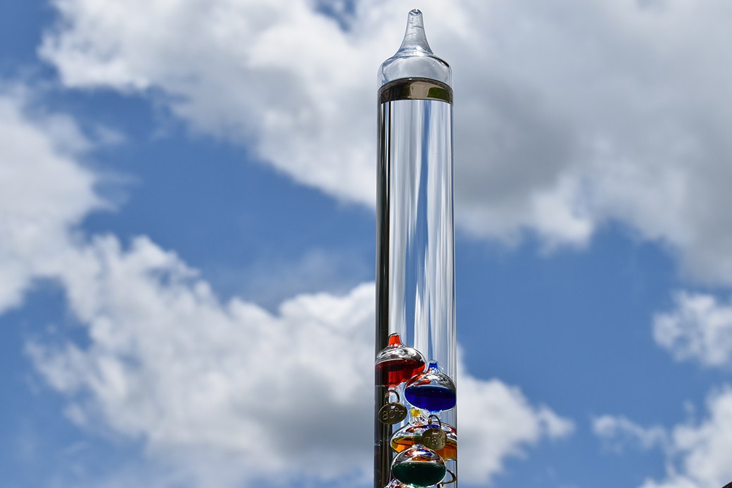Lilys Home Analog Weather Station, with Galileo Thermometer, Glass