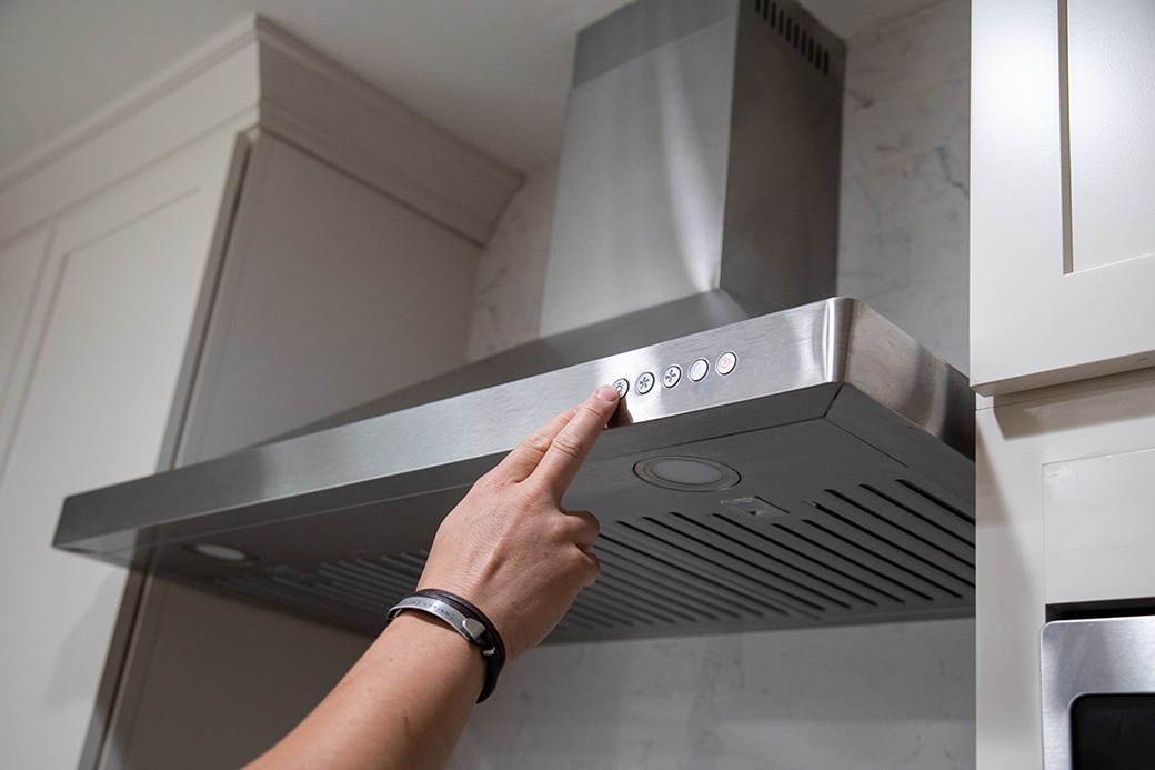 5 Best Cosmo Range Hoods Sept. 2024 BestReviews