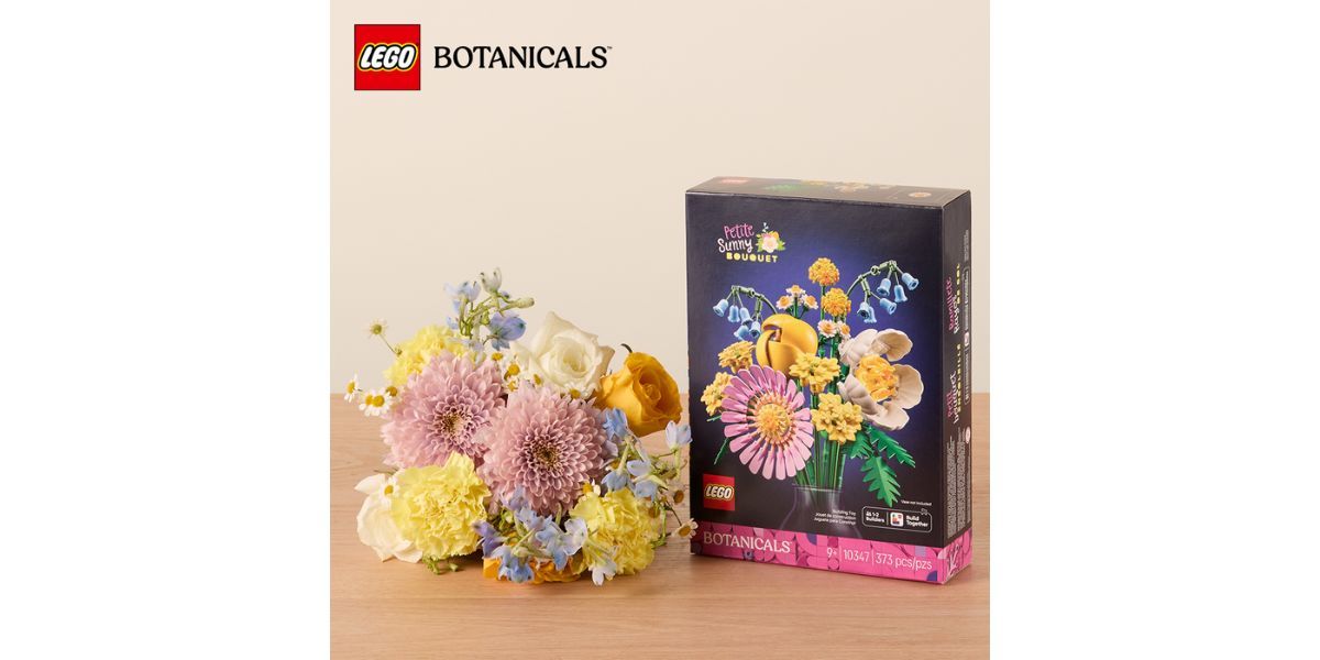 LEGO Botanicals Petite Sunny Bouquet Gift Set