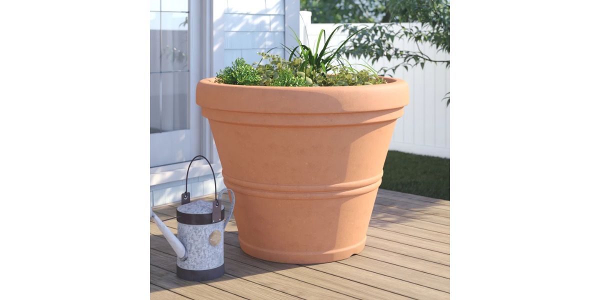 Lanesborough Resin Pot Planter