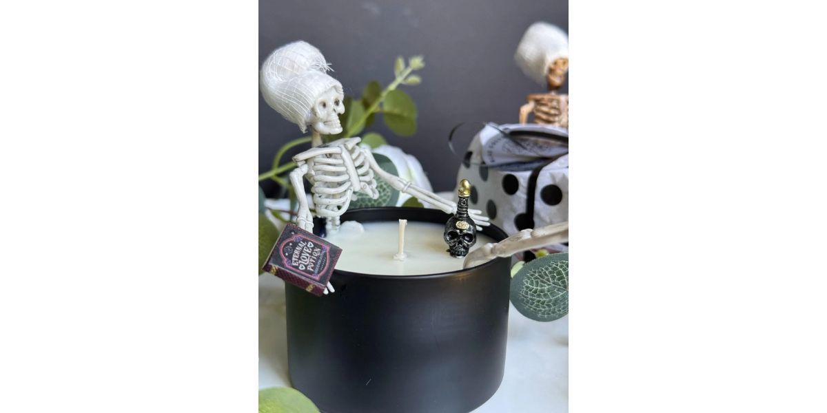 Skeleton Candle Bath