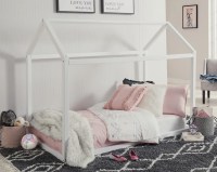 Isabelle & Max™ Eivor Twin Canopy Bed