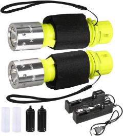 HECLOUD Diving Flashlight with Rechargeable Power